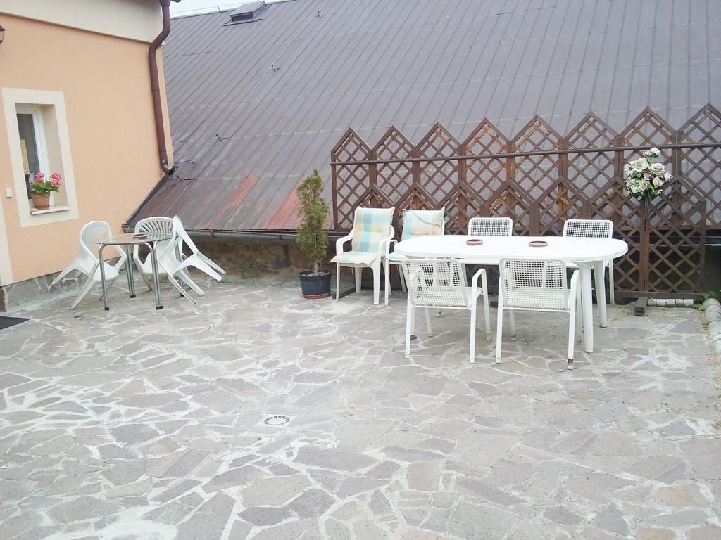 Penzion Hugo Sedlec-Prcice Exterior photo